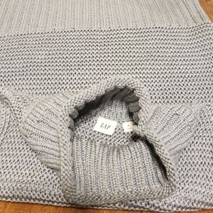 GAP Sweaters - Gray Gap Sleeveless Turtleneck Sweater GAP Sweaters - Gray Gap Sleeveless Turtleneck Sweater
